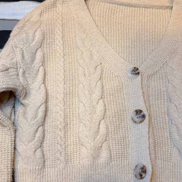 Beige Cropped Cardigan - Picture 3 of 4